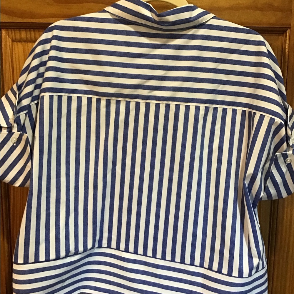 Women’s size large, hope & Harlow short sleeve top blue and white - Picture 2 of 10